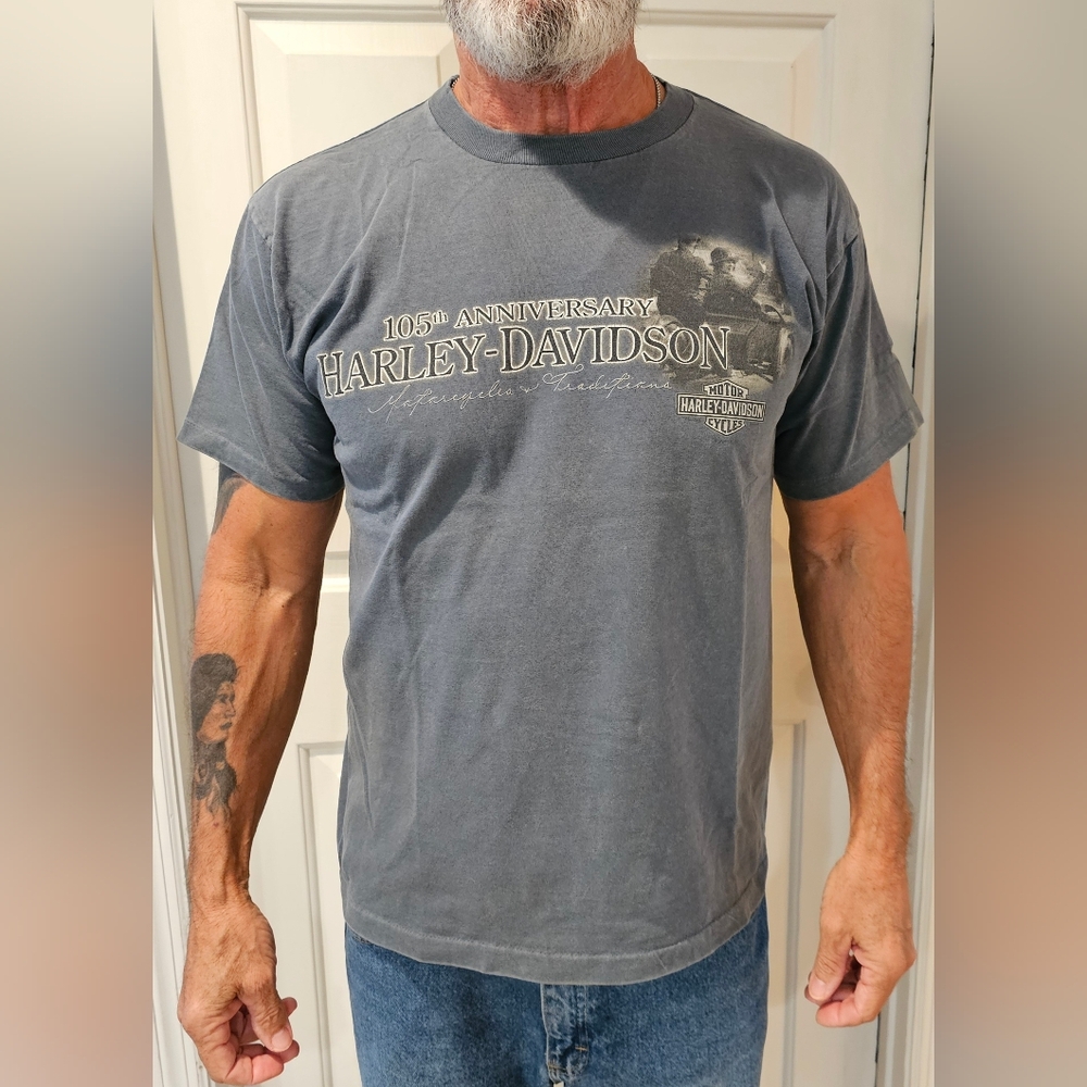 Harley-Davidson T-Shirt in L.  Deep Gray